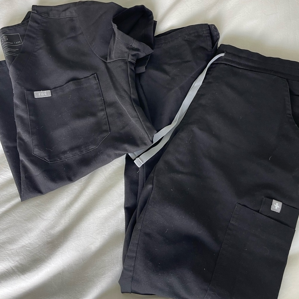 FIGS scrubs